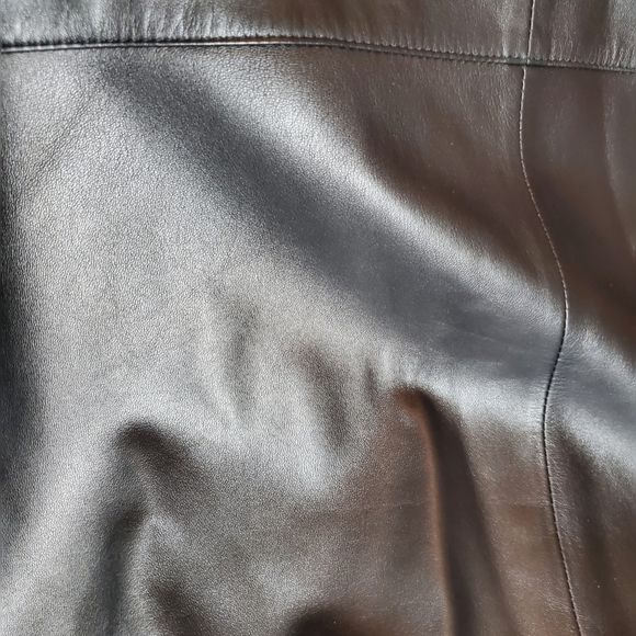 Oversized super soft black Leather Jacket from Velasco Peleteria - Picture 6 of 7